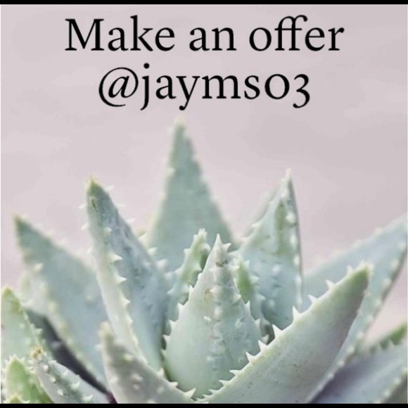 Cute pink tank top - Picture 3 of 3